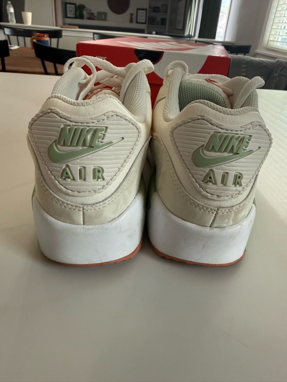 Nike Air Max 90 Leather 'Pale Ivory Honeydew' - Picture 5 of 6